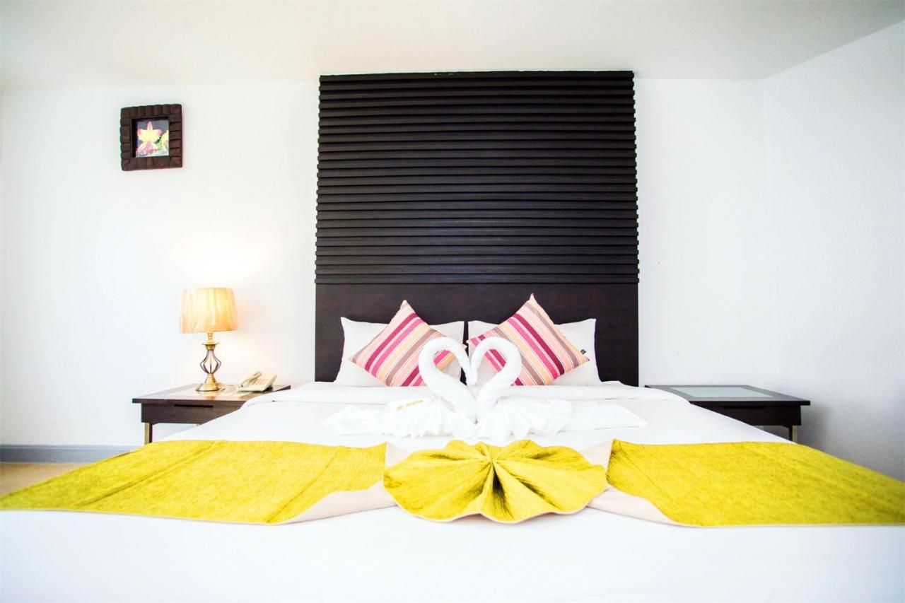 Sino House Patong Hotel Екстериор снимка