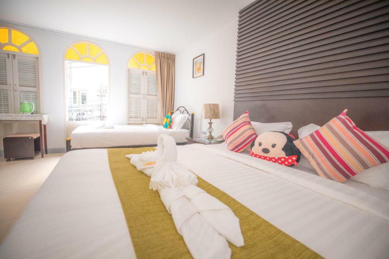 Sino House Patong Hotel Екстериор снимка