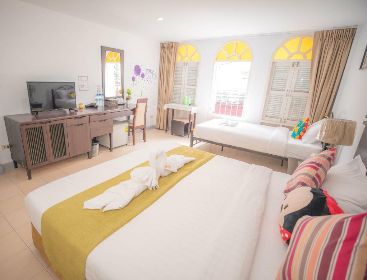 Sino House Patong Hotel Екстериор снимка