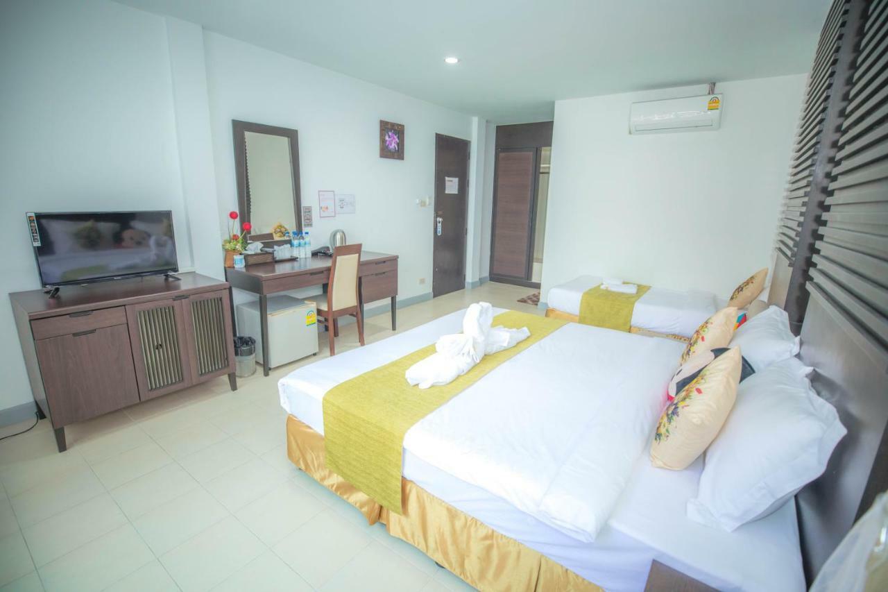 Sino House Patong Hotel Екстериор снимка