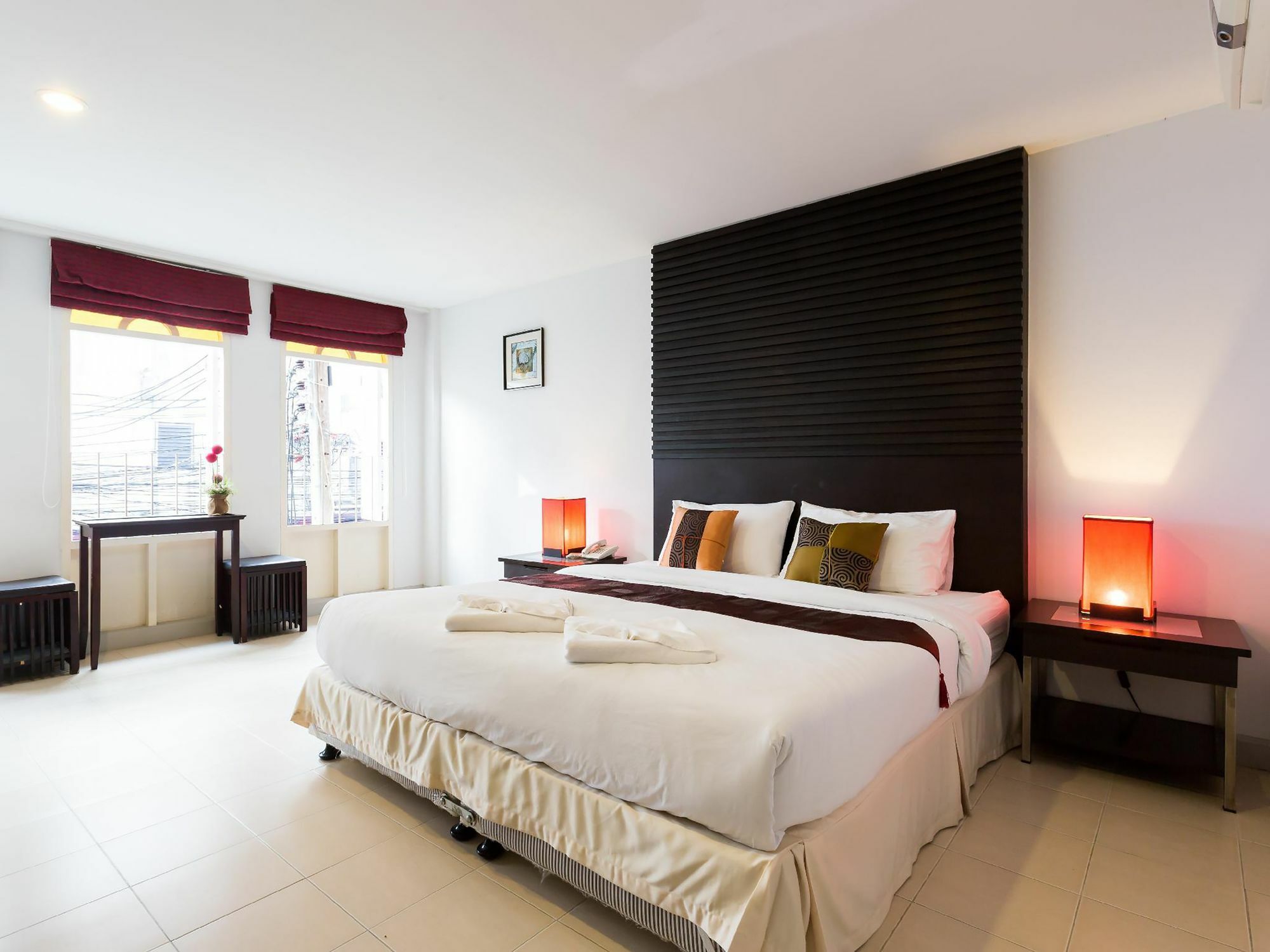 Sino House Patong Hotel Екстериор снимка
